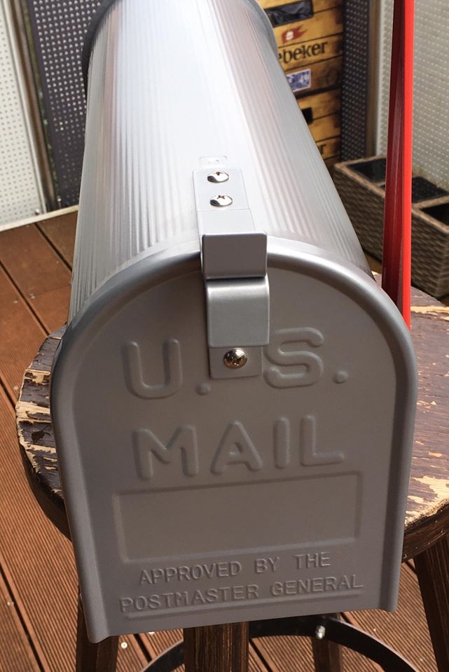 US Mailbox silbern